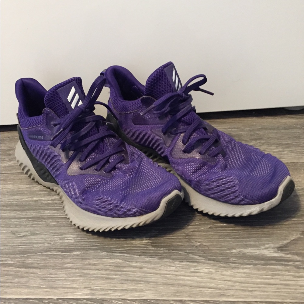 Men’s adidas Alphabounce Purple size 9.5